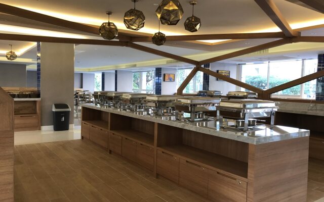 Zircon Hotel