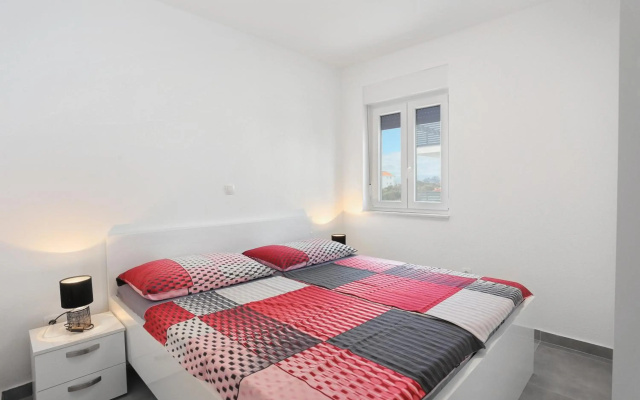 Family friendly apartments with a swimming pool Mavarstica, Ciovo - 18642