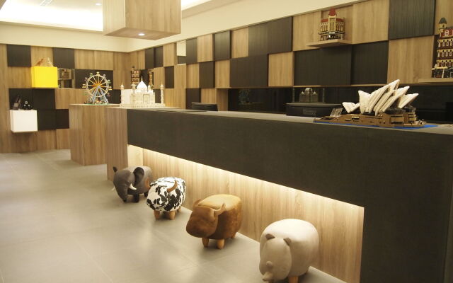Fairytale YiSu Hot Spring Hotel