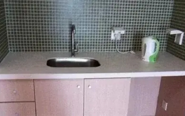 Jiangnan Renjia Apartment Hotel