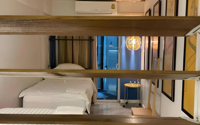Bed In Town - Hostel