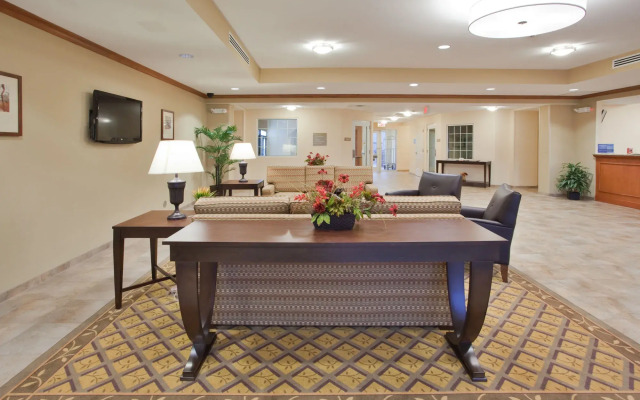 Candlewood Suites Fayetteville Fort Bragg by IHG