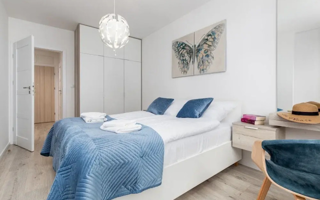 Seaside Apartamenty - 4 Pory Roku