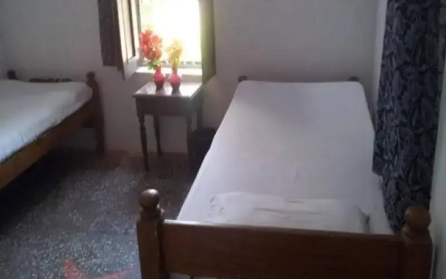 Yogi Ashram Guest House