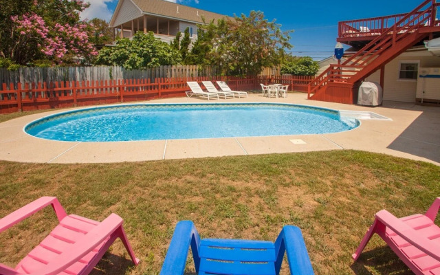 Off The Board - 5 Br Home