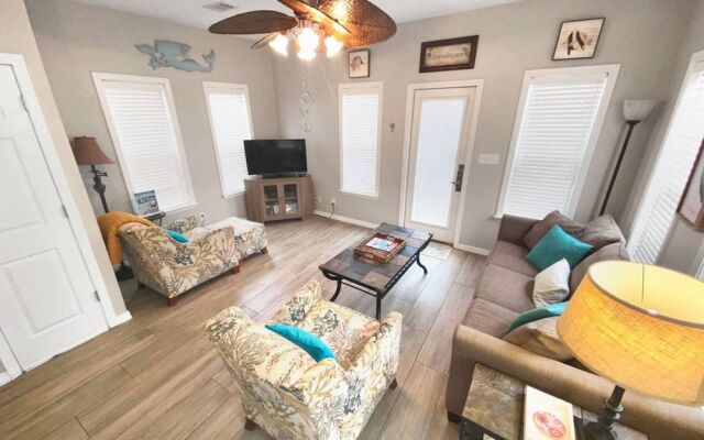 Bordeaux by Destin Getaways