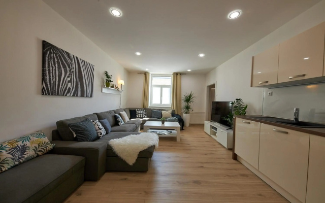 Le Monde Apartment Bratislava - amazing 5BDR in downtown