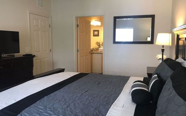 Lucaya Village 5368 #22-103