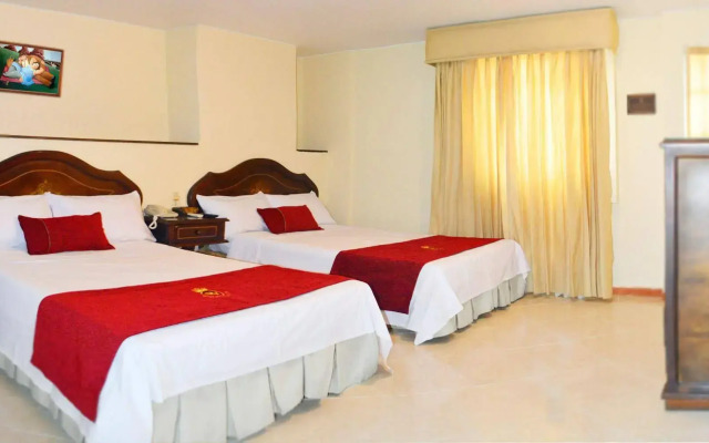 Hotel Plaza Versalles