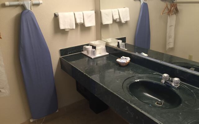 Travelodge by Wyndham Lynchburg