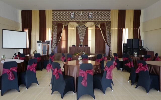 Hotel Batu Paradise Resort