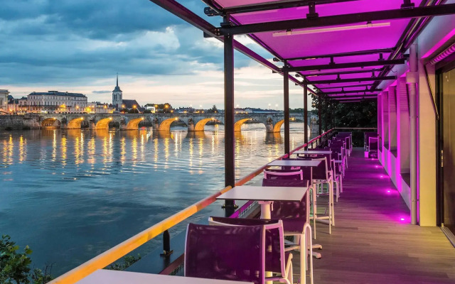 Mercure Bords De Loire Saumur