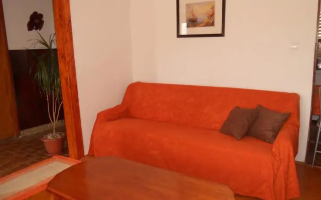 Apartment Mikulandra