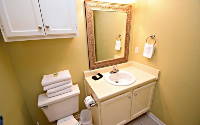 The Landing 208 by RedAwning