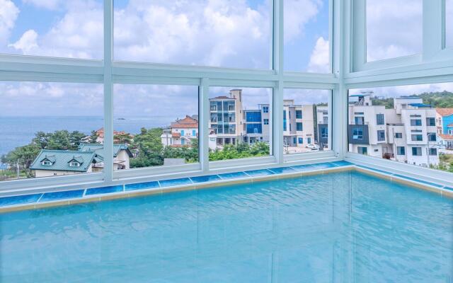 Gangneung GoldPine Pension