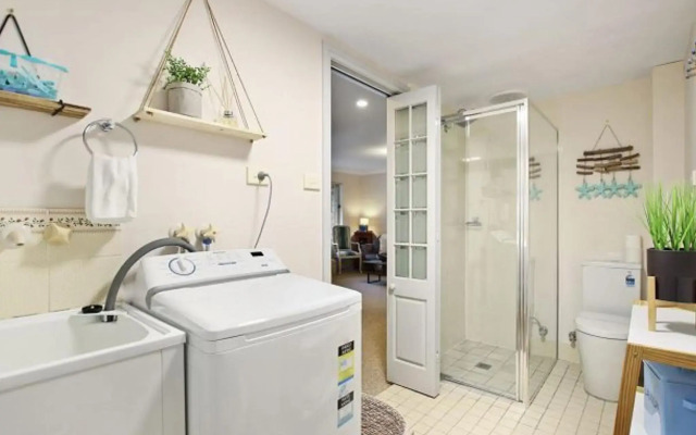 Fantastic Huskisson Location and Affordable