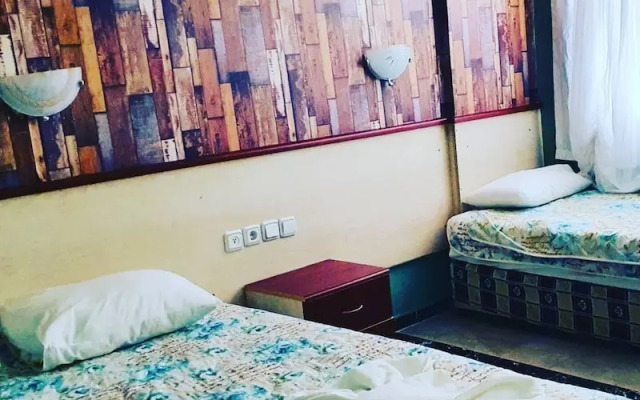 Silver Pine Hotel