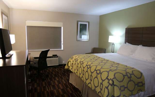 Baymont by Wyndham Plano