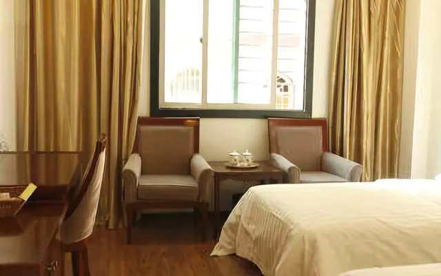 Yinghua Hotel