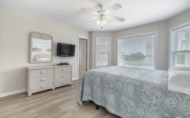 Beach, Please by Topsail Realty