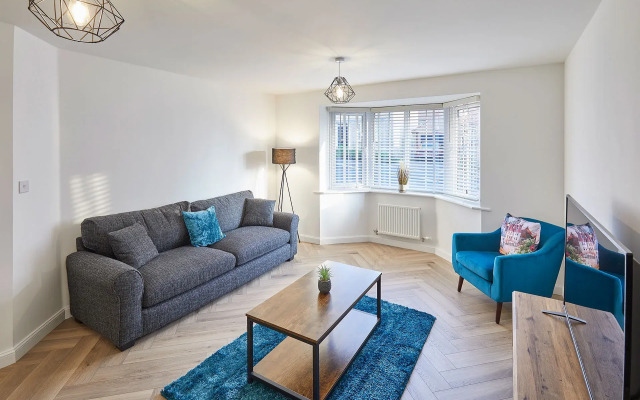 Host Stay Redsky House