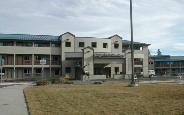 Sugarloaf Mountain Motel