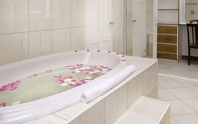 Cattleya Hotel