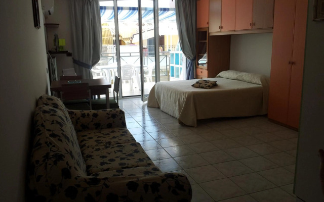 Monolocale Rosburgo 2