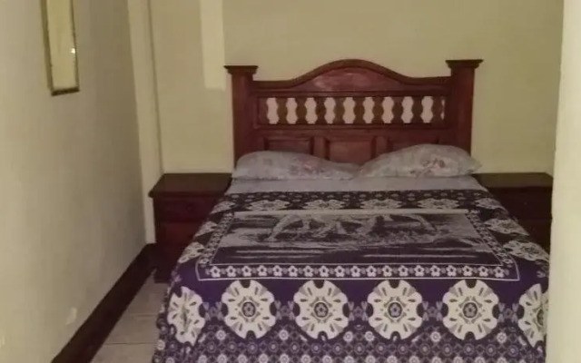 Hotel y Cafeteria Reforma