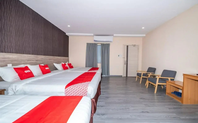 OYO 90147 Hilltop Hotel