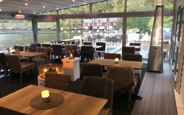 Flam Marina And Apartments