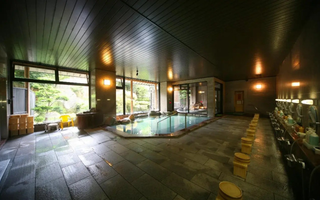 Ooedo Onsen Monogatari Awazu Grand Hotel