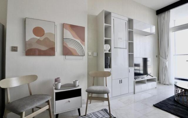 Brand New Studio Apartment with Balcony