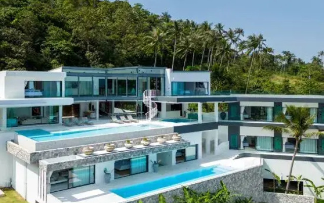 Villa Murano with Panoramic Sea Views