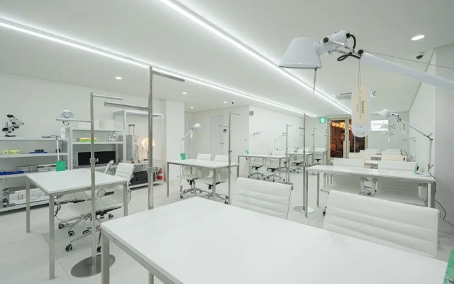 Workers Hotel Ansan by Aank