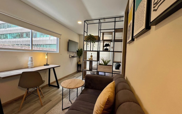 Cozy Loft in 93 park