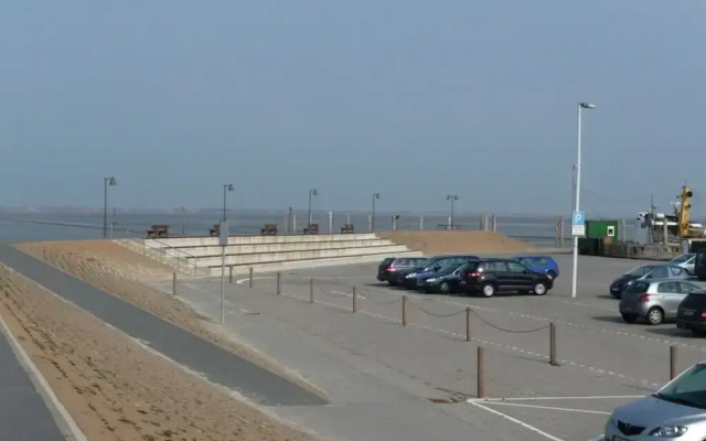 Lively Apartment in Nessmersiel