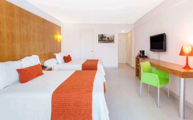 Adhara Express Hotel