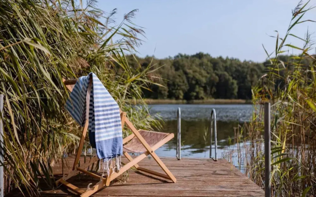 Wooden Home by Lake Klepnicko With Pier