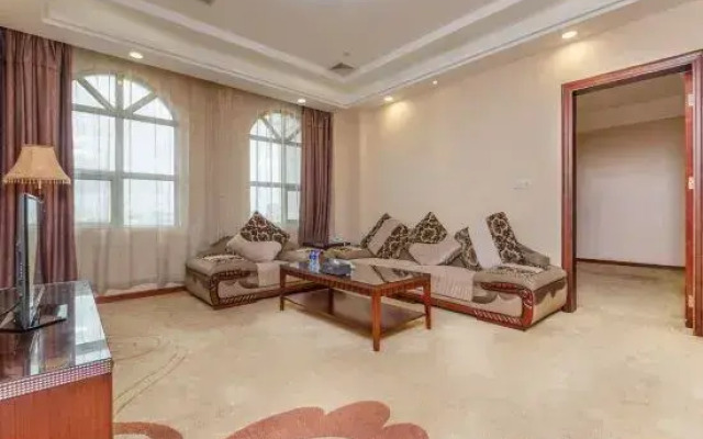 Yangjiang Yintai Hotel (Baili Plaza Branch)