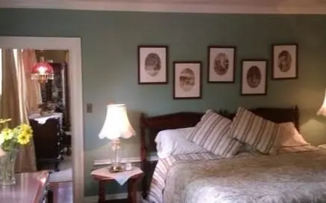 Annette Twining House circa 1818