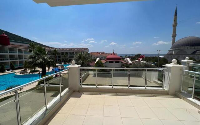 Modern Studio Flat in Didim With Shared Pool