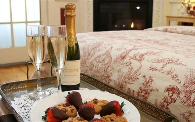 Youngtown Inn & Restaurant