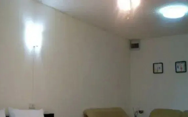 Backpacker's Rooms