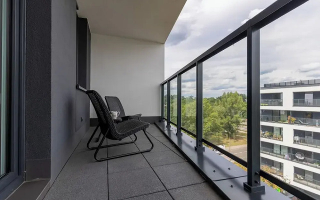 Stylish Apartment With AC by Renters