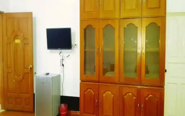 Mandalar May One Hotel
