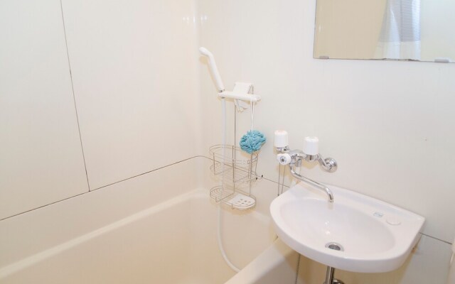 EX Minamisenba Apartment202