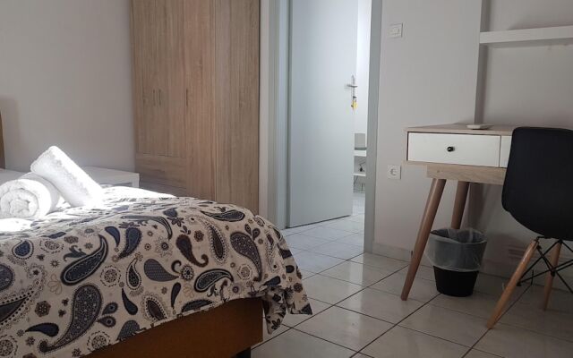 Erra - Alice Blue - Athens Center, 90m², Big balcony, 3 BD, 2 BATH