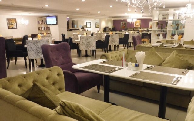 Nova Gold Hotel (SHA Extra Plus)