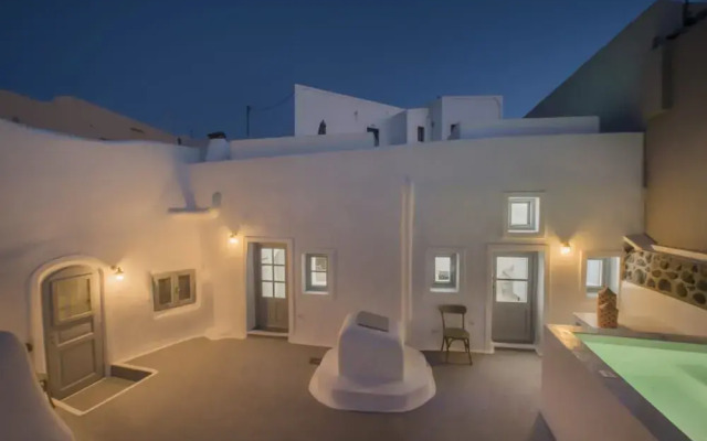 Aqua Serenity Luxury Suites - Adults Only